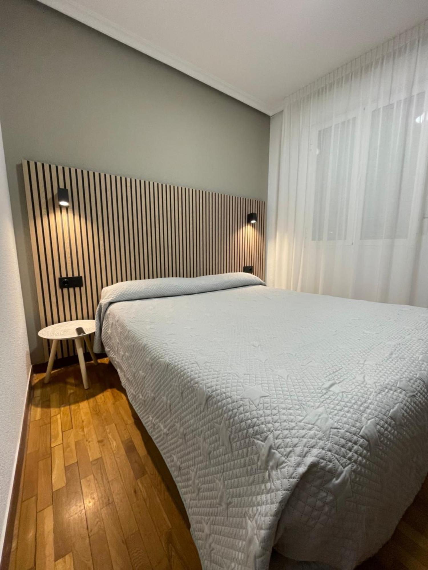 Pension La Encina Santo Domingo De La Calzada Exteriör bild